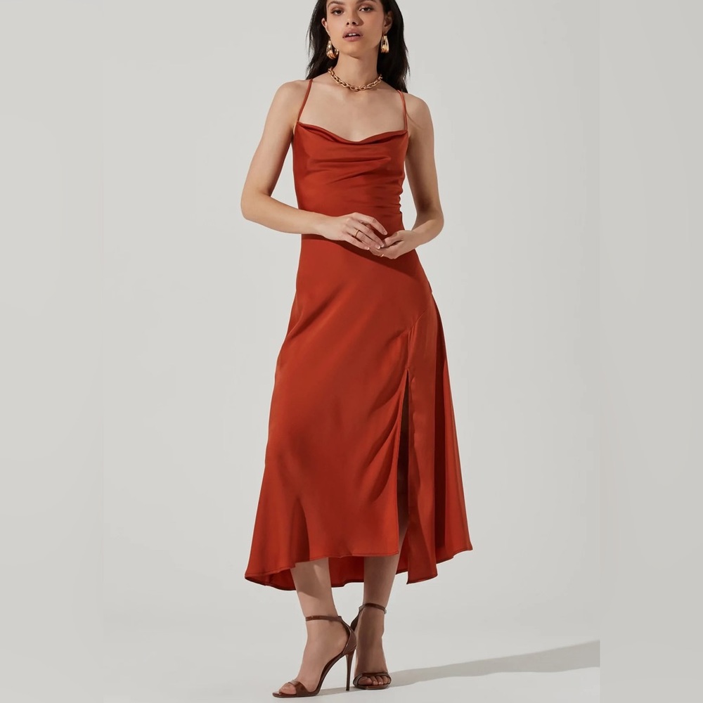 ASTR | new Rust Gaia Midi Dress